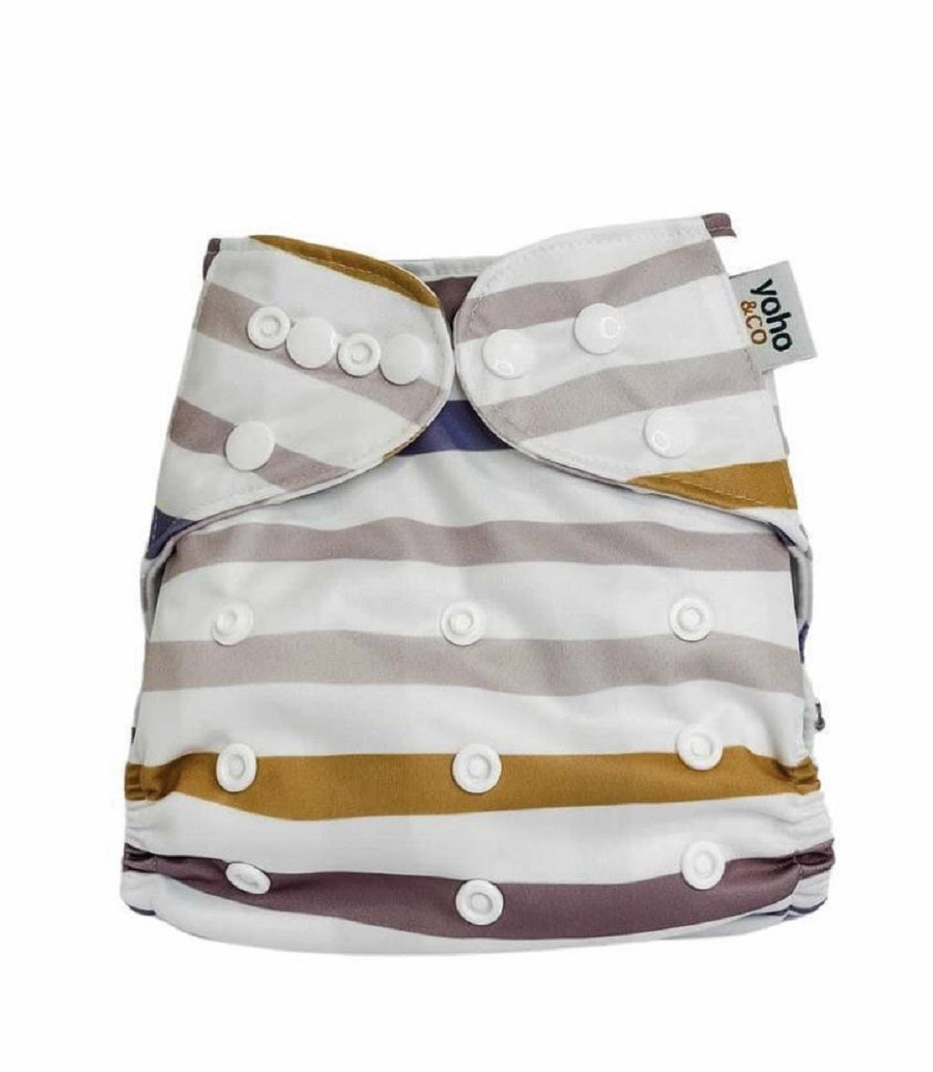 Yoho and Co Divided pocket nappy with hemp insert - eco friendly nappies - Peanut and Poppet UK